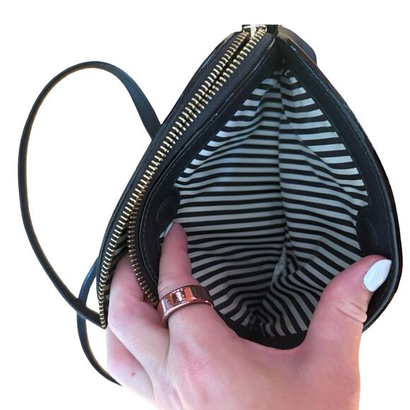 Kate Spade EUC Hilli Leather Crossbody Bag - Picture 8 of 8